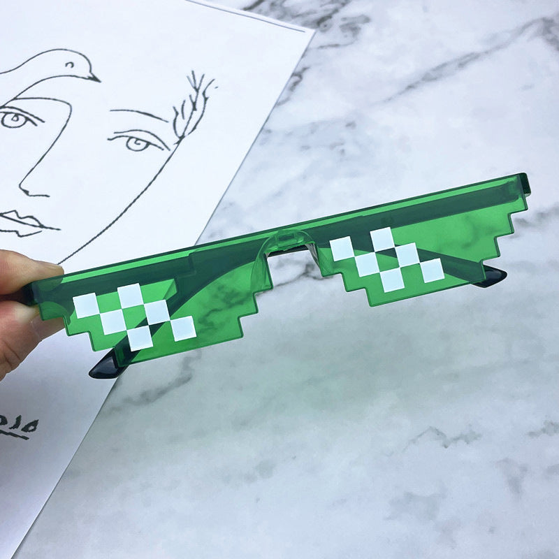 Geometric Pixelated Frame Sunglasses Bowlift