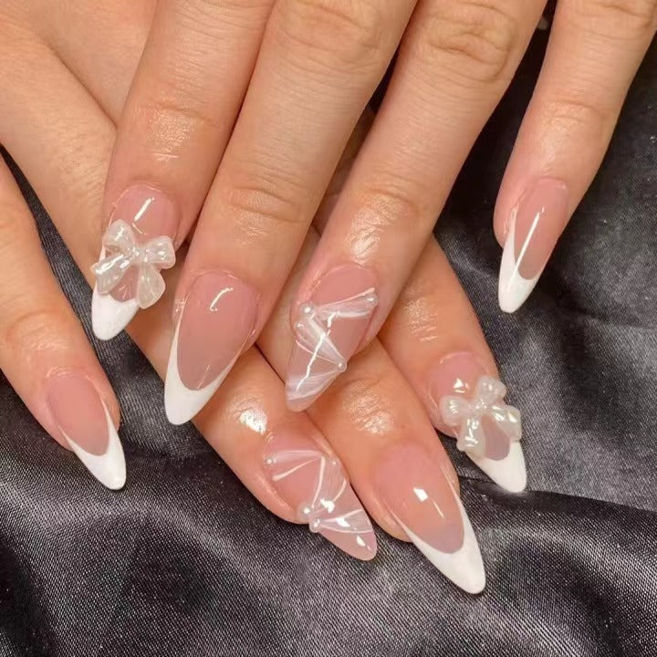 Artificial nail set with elegant 3D bows and lace decorations Bowlift