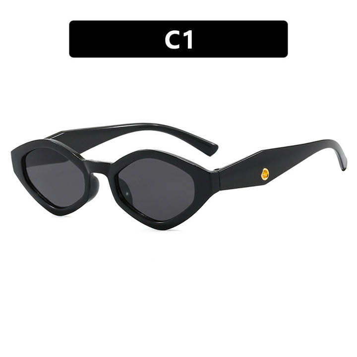 Women's fashionable sunglasses in striking butterfly design Bowlift