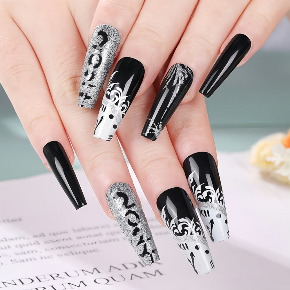 Artificial nails in elegant black and white design Bowlift