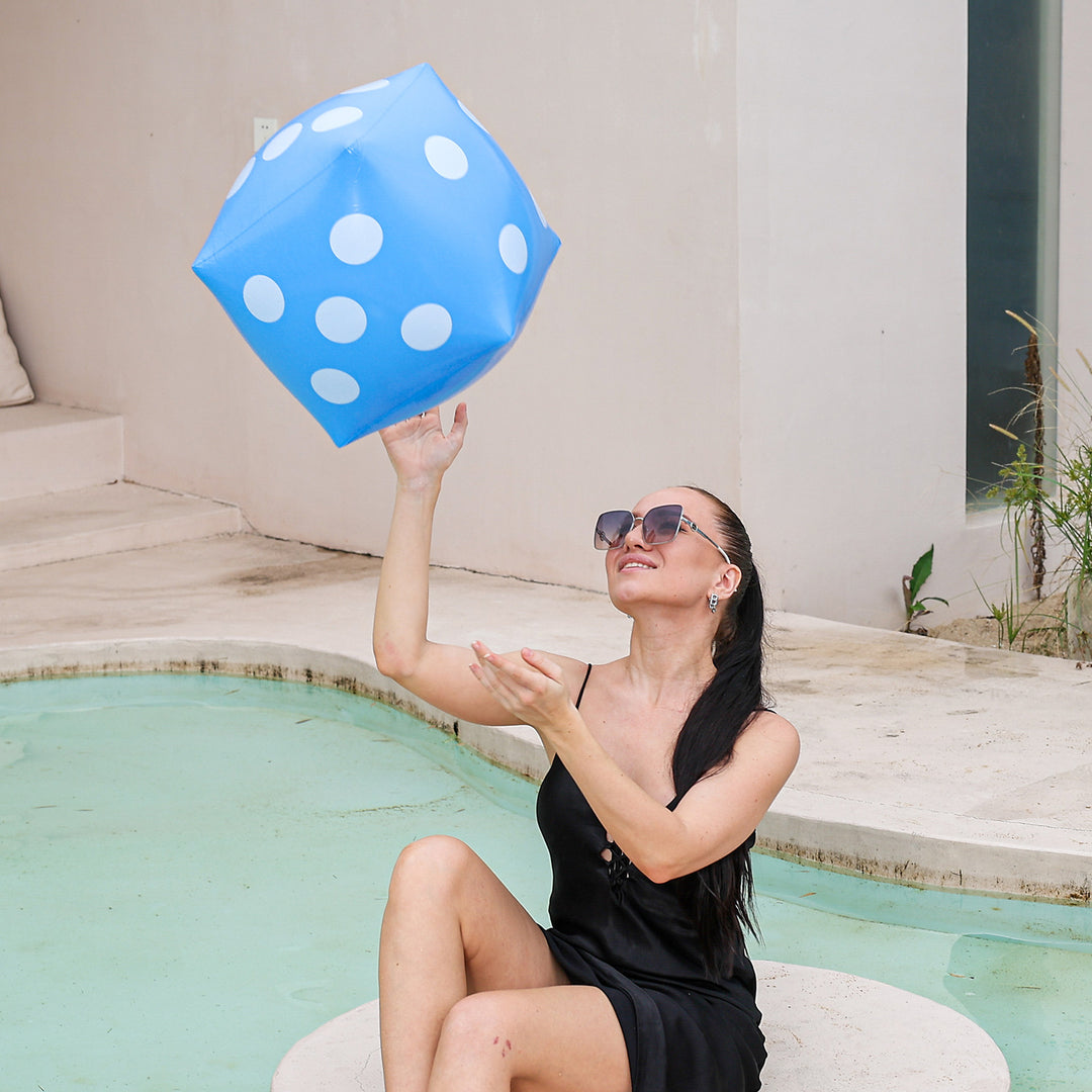 Ladies Inflatable Giant Cube Bowlift