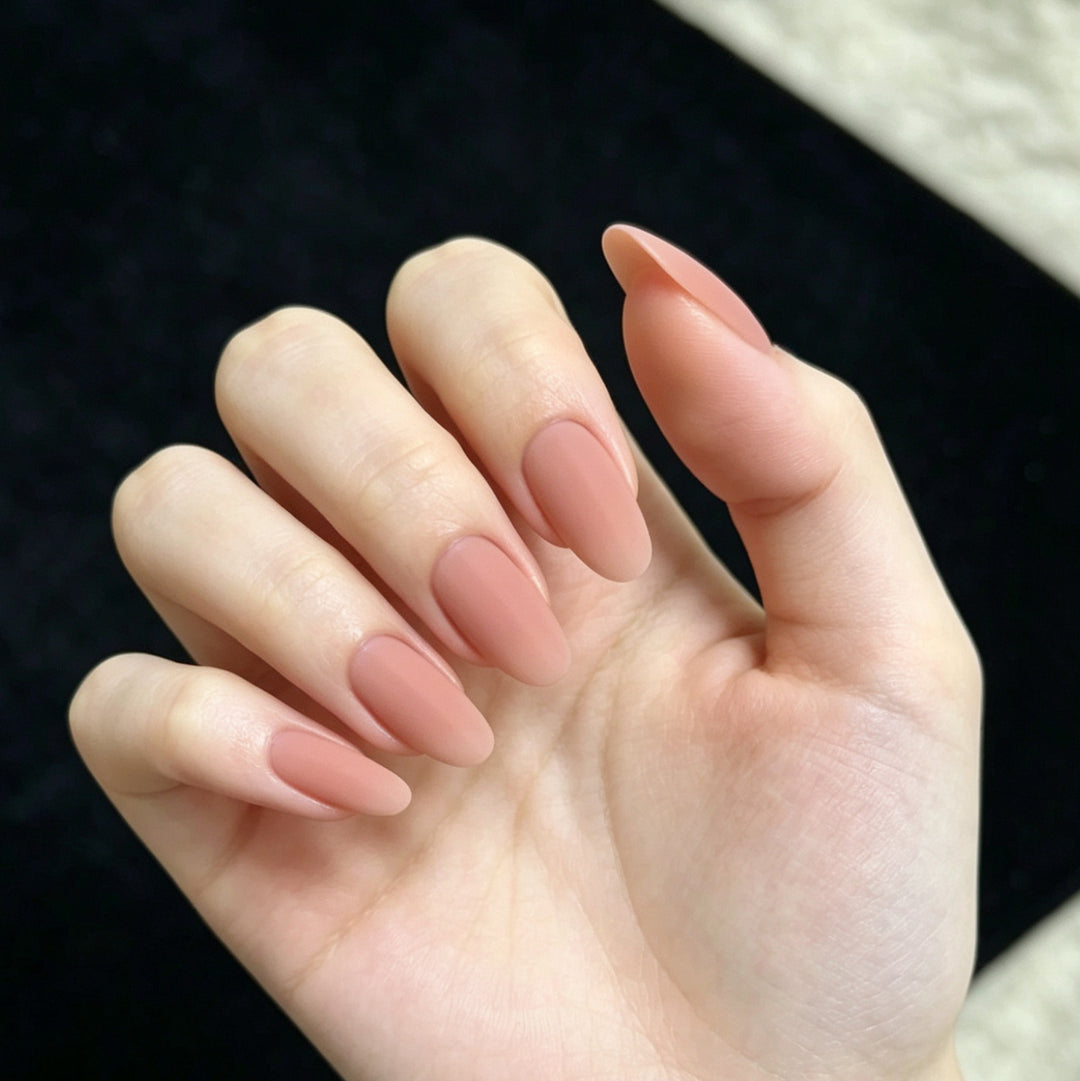 Artistic Ocean-Inspired Press-On Nail Design Bowlift