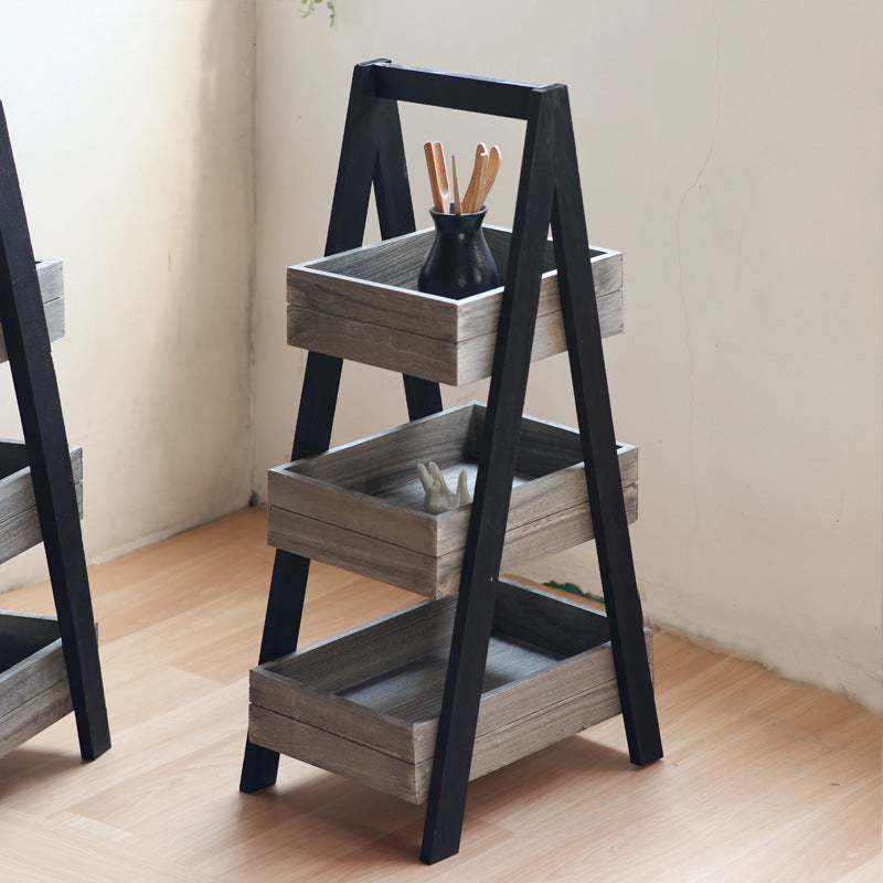 Three-door wooden shelf with modern design Bowlift