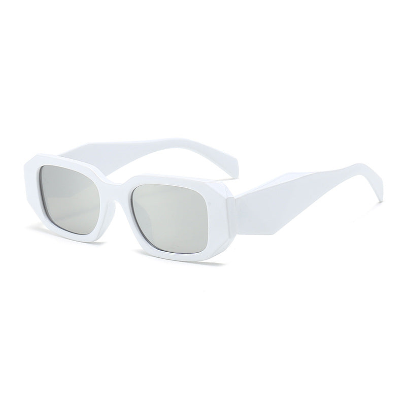 Women Designer Sunglasses with Angular Frame and UV Protection Bowlift