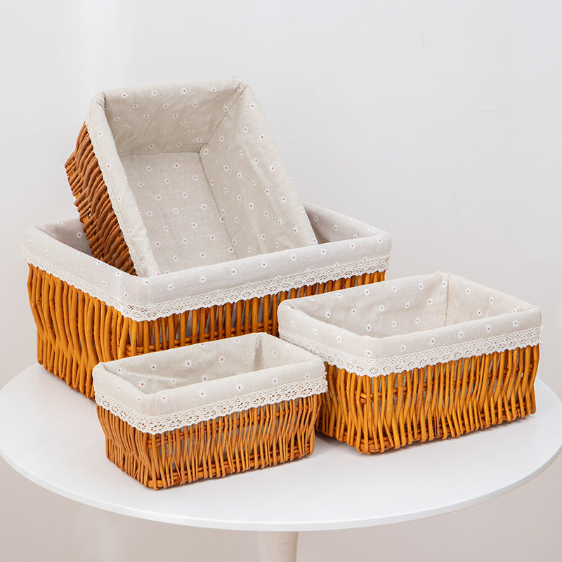 Women's decorative storage basket with charming inner lining Bowlift