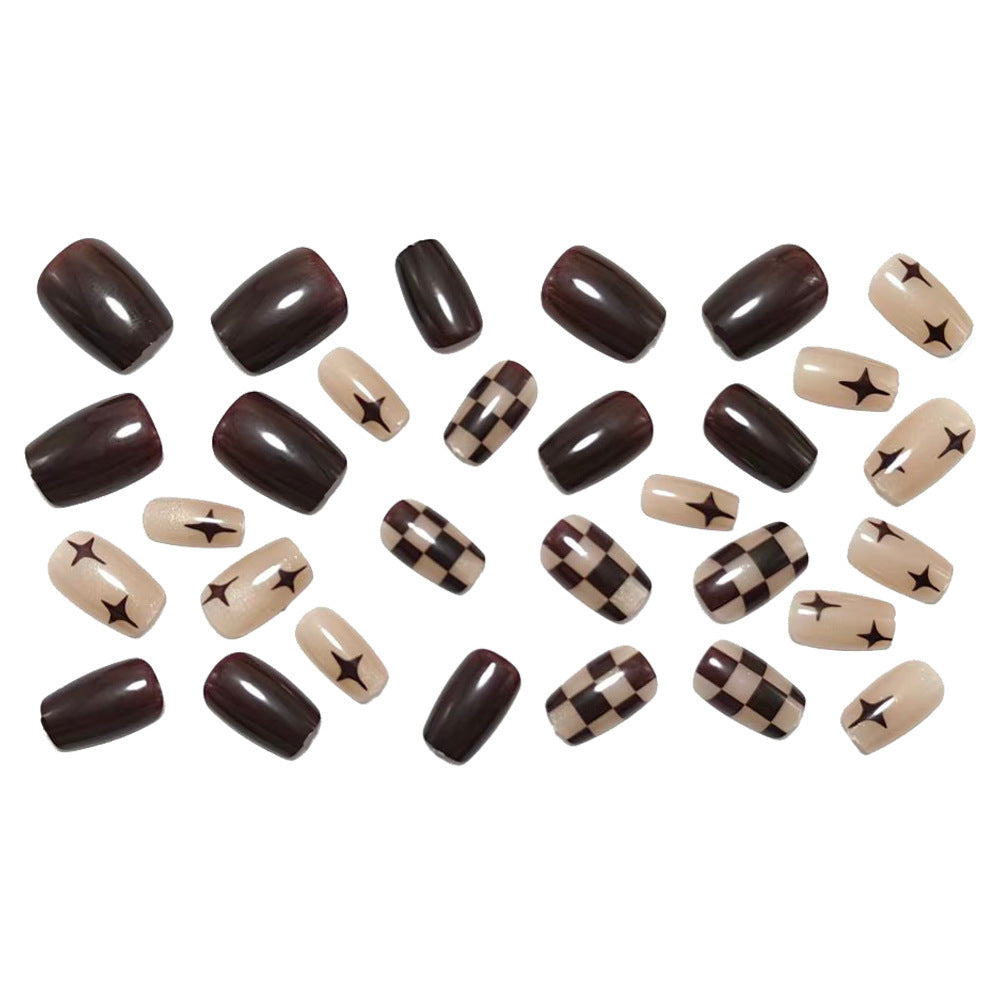 Artificial nails with modern geometric patterns Bowlift