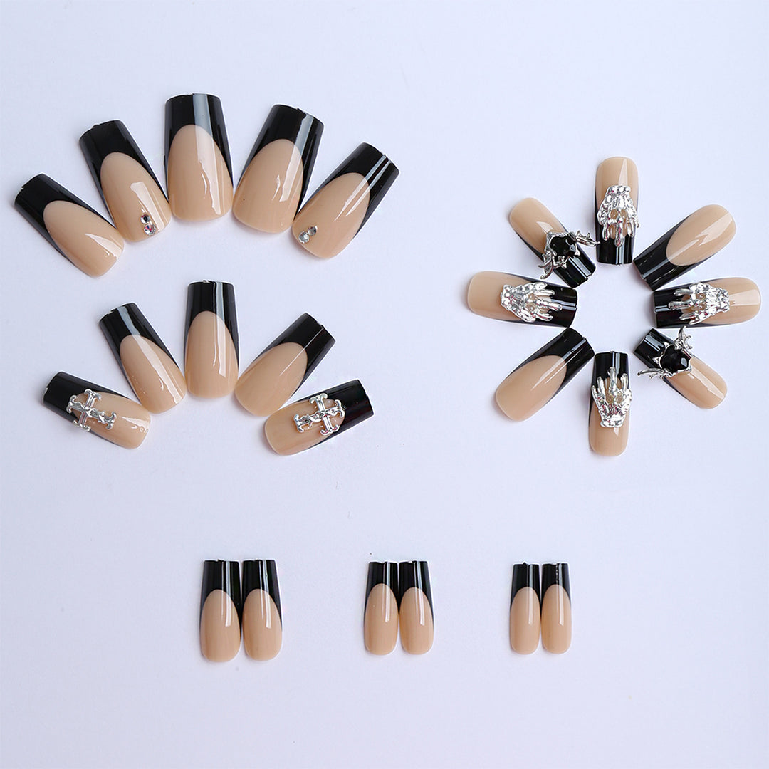 Artificial nails with glamorous sparkling embellishments Bowlift