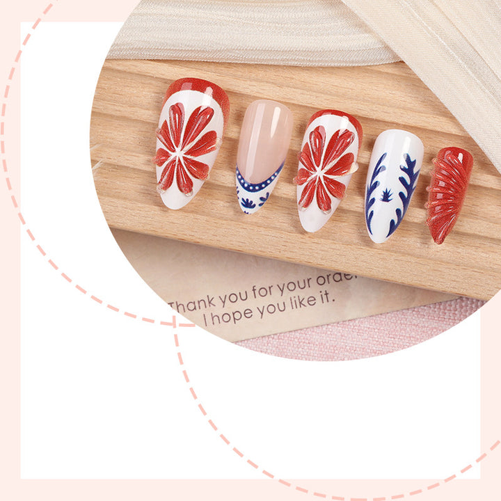 Artificial nail set with floral and elegant designs Bowlift