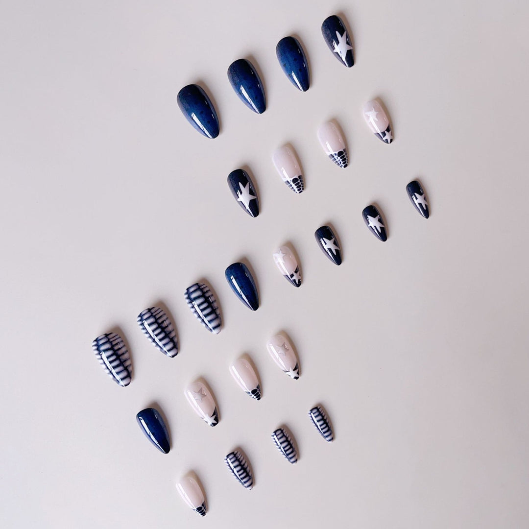 Acrylic Nail Set with Fashionable Star Design Bowlift
