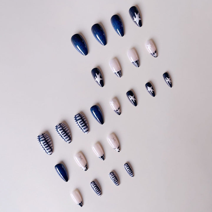 Acrylic Nail Set with Fashionable Star Design Bowlift