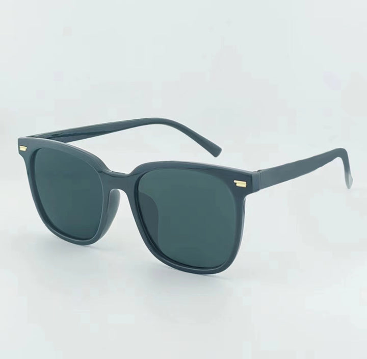 Ladies Fashion Square Sunglasses Bowlift