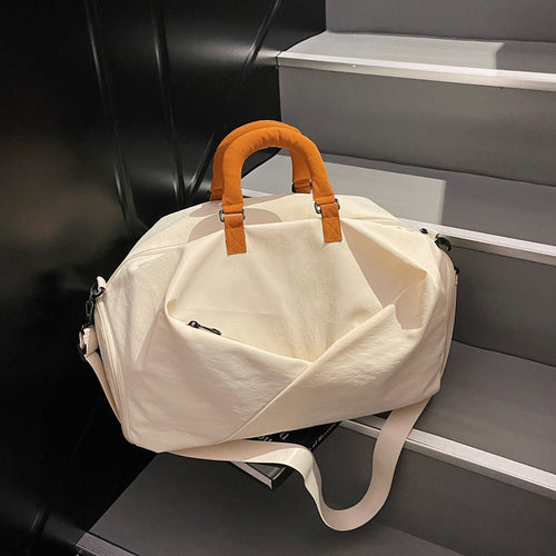 Versatile Multi-Pocket Duffle Bag Bowlift