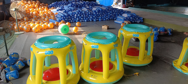 Women inflatable water play island Bowlift