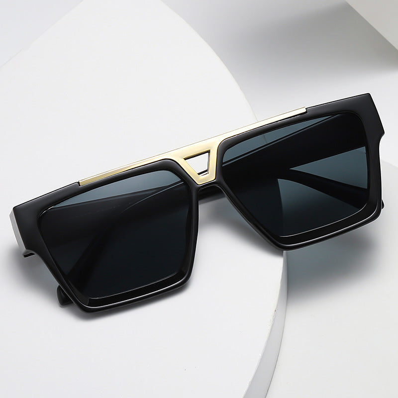 Women's oversized sunglasses in stylish tortoiseshell design Bowlift