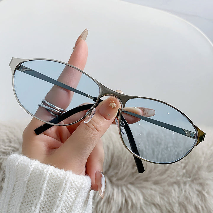 Stylish Vintage-Inspired Eyewear