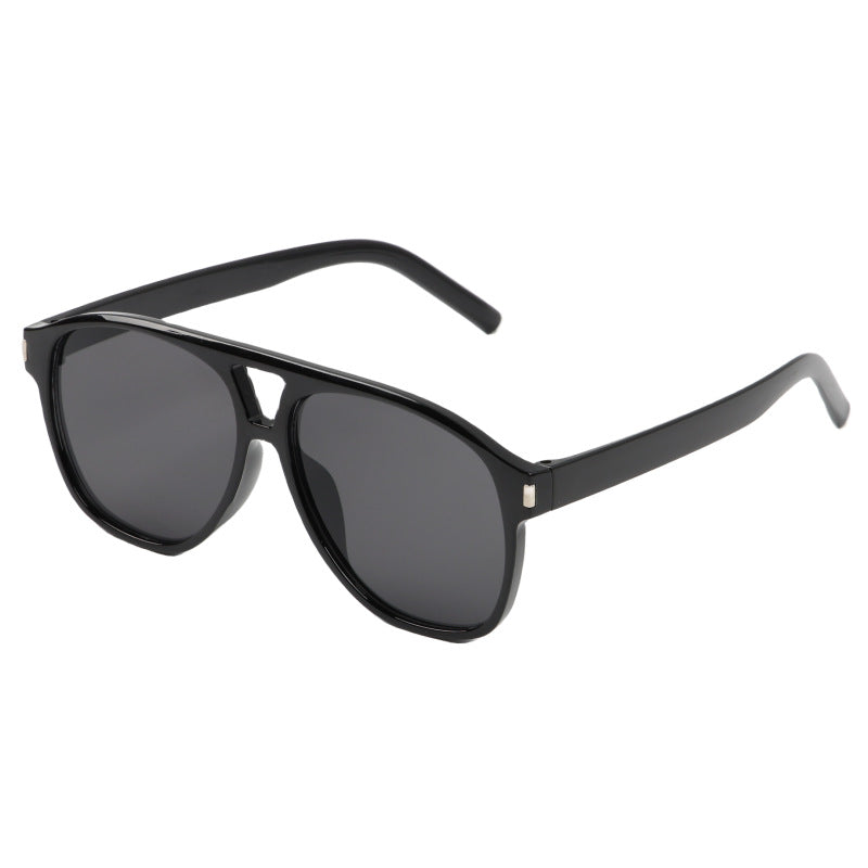 Women's fashionable sunglasses with unique leopard detail Bowlift