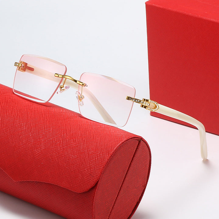 Ladies fashionable square sunglasses with luxurious accent and UV protection Bowlift