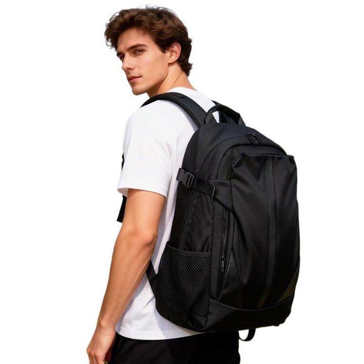 Backpack with innovative ventilation system and spacious compartments Bowlift