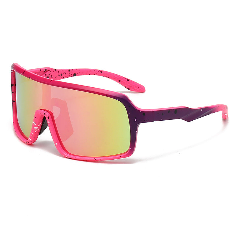 Ladies fashionable sunglasses in a futuristic design with large lenses Bowlift