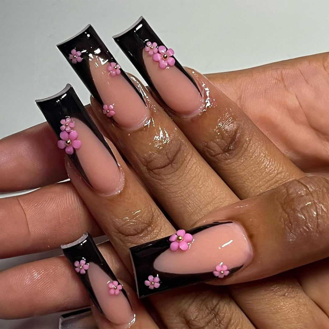 Artificial nail set with elegant flower applications Bowlift