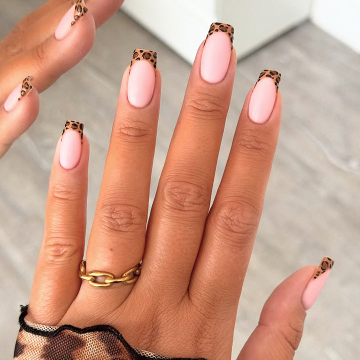Artificial nails Bowlift