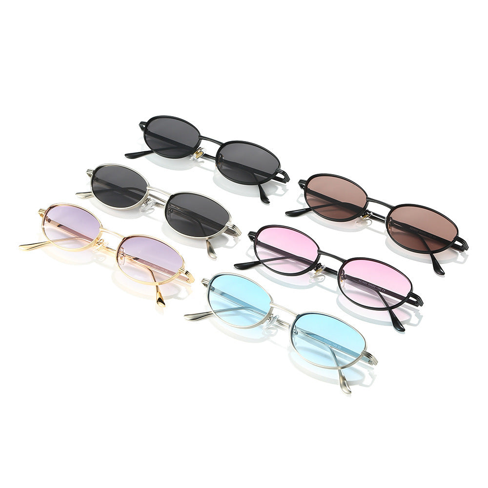 Fashion-Forward Oval Frame Sunglasses Bowlift
