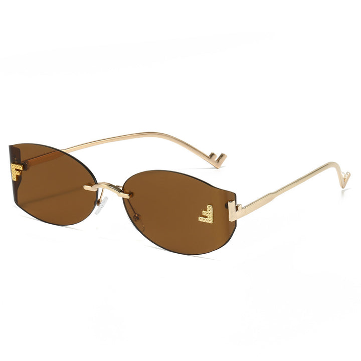 Elegant Winged Sunglasses Bowlift