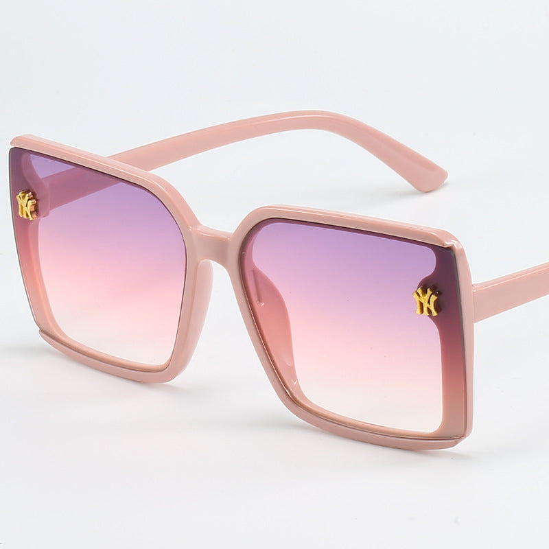 Women's Oversized Sunglasses with Elegant Lenses Bowlift