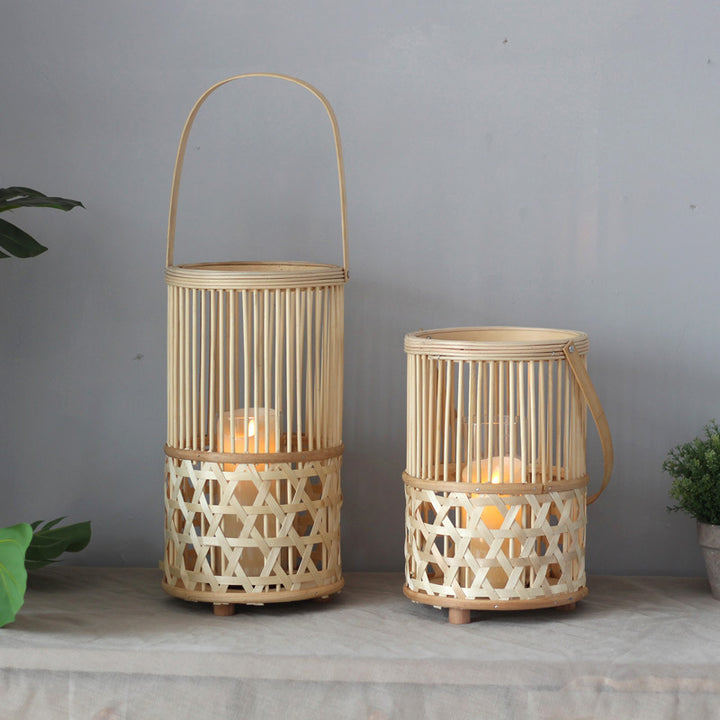 Handcrafted lantern made of rattan Bowlift