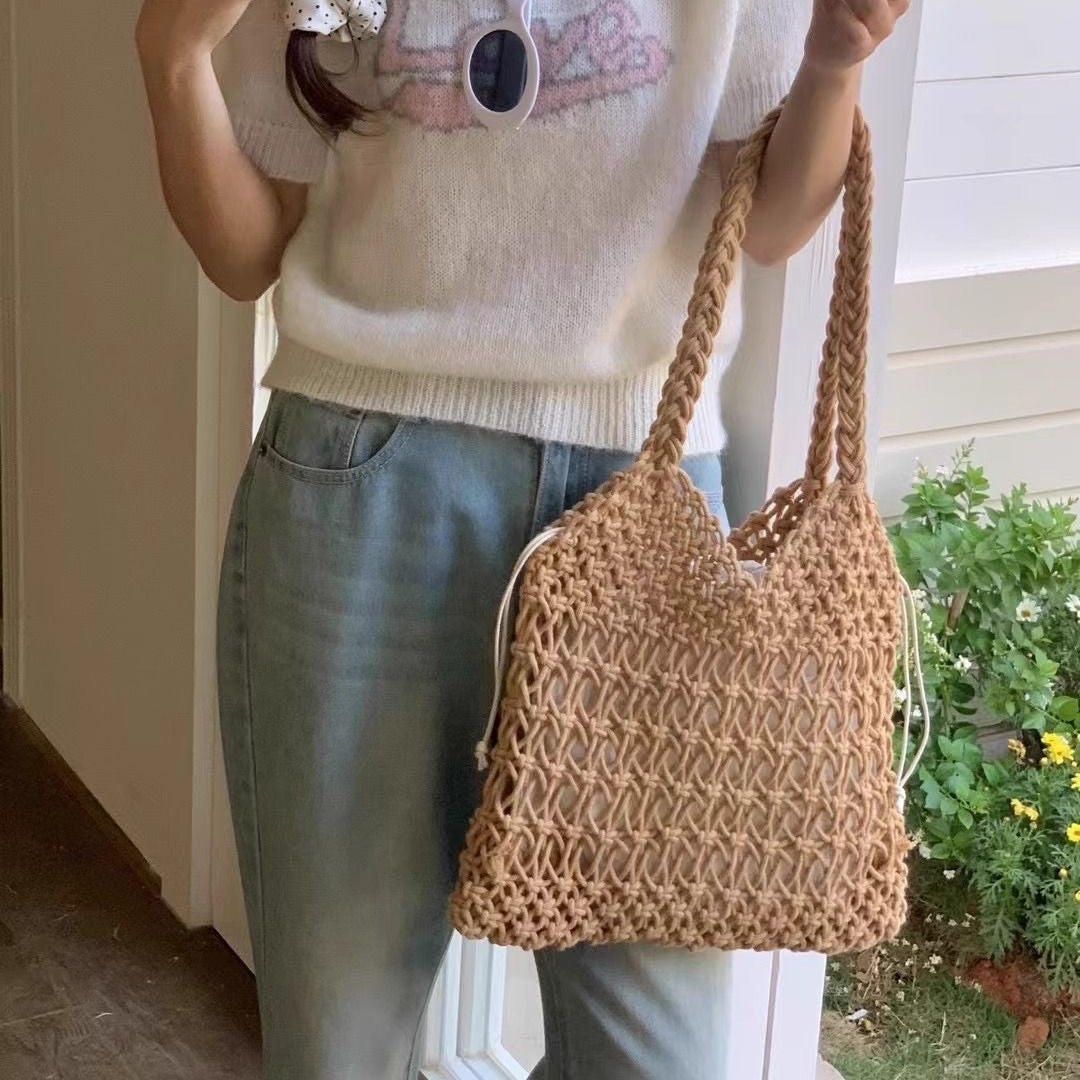 Hand-knotted shopping and beach bag Bowlift