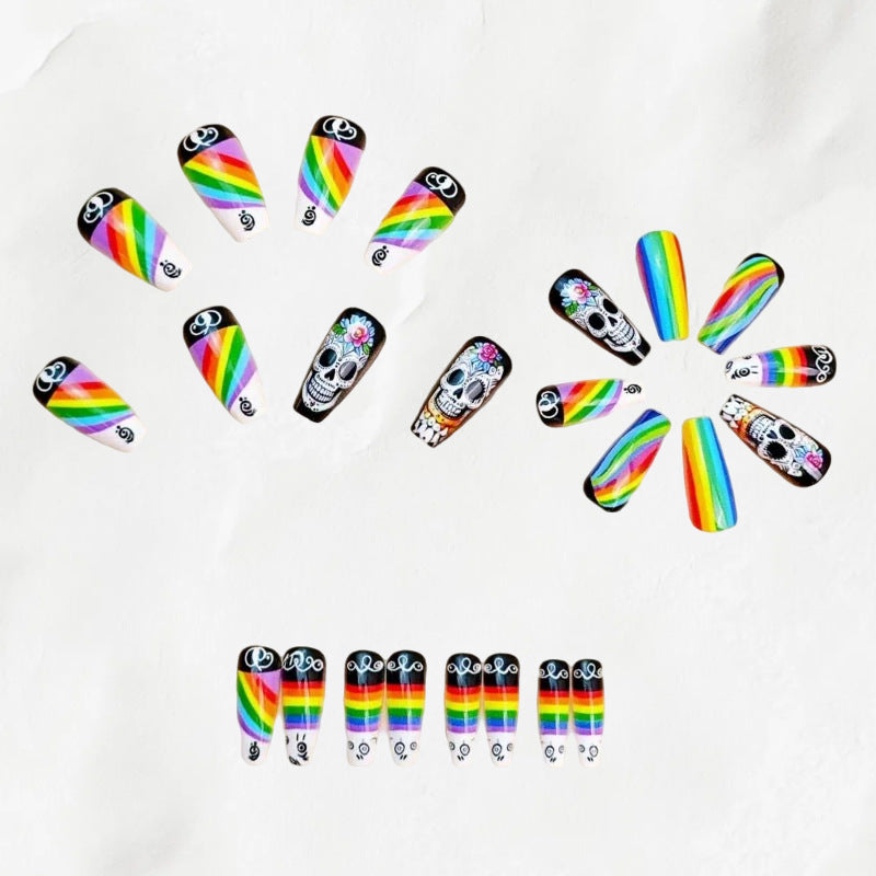 Creative artificial nails with skull design Bowlift