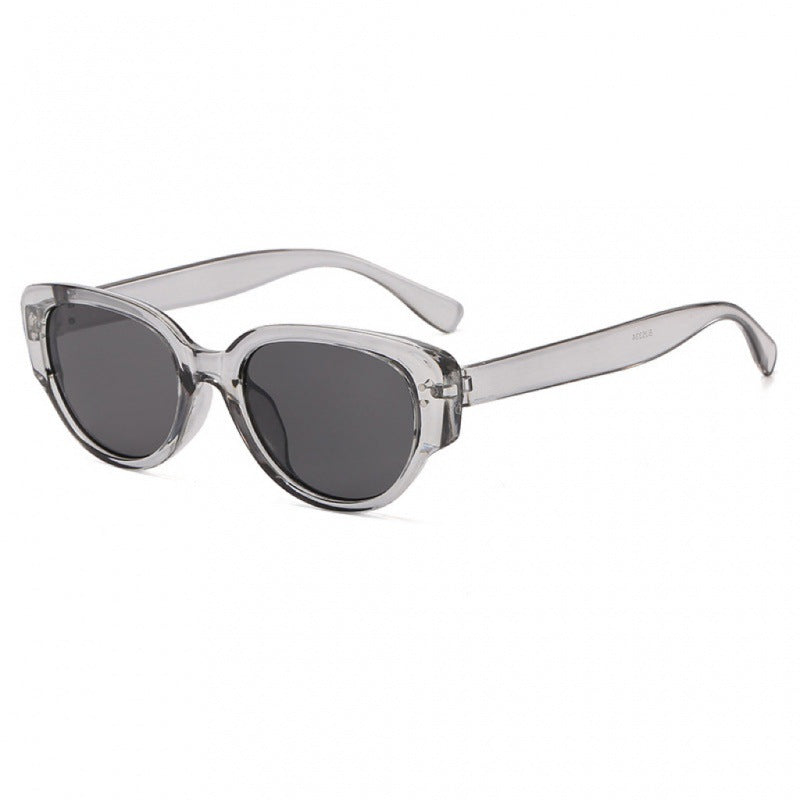 Retro-Inspired Cat Eye Sunglasses Bowlift