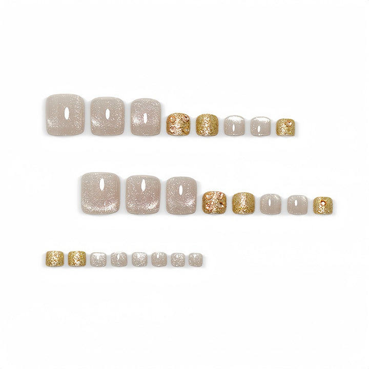 Artificial nails with elegant glitter effect Bowlift