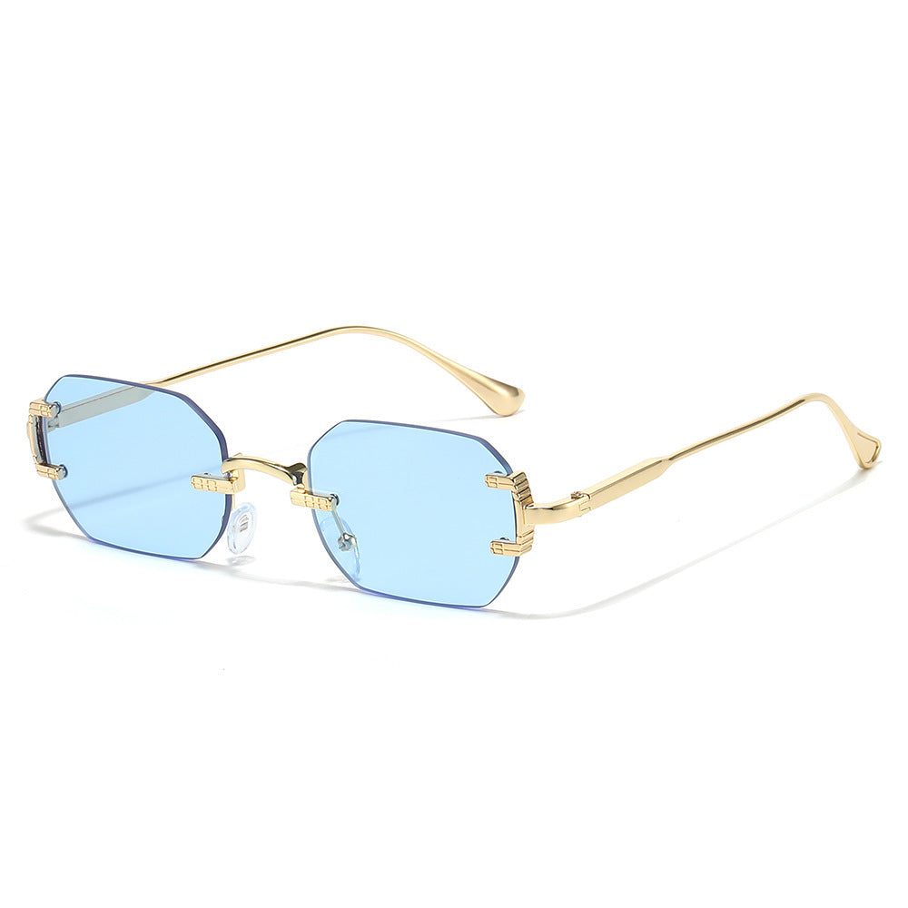 Ladies fashionable sunglasses in elegant geometric style Bowlift