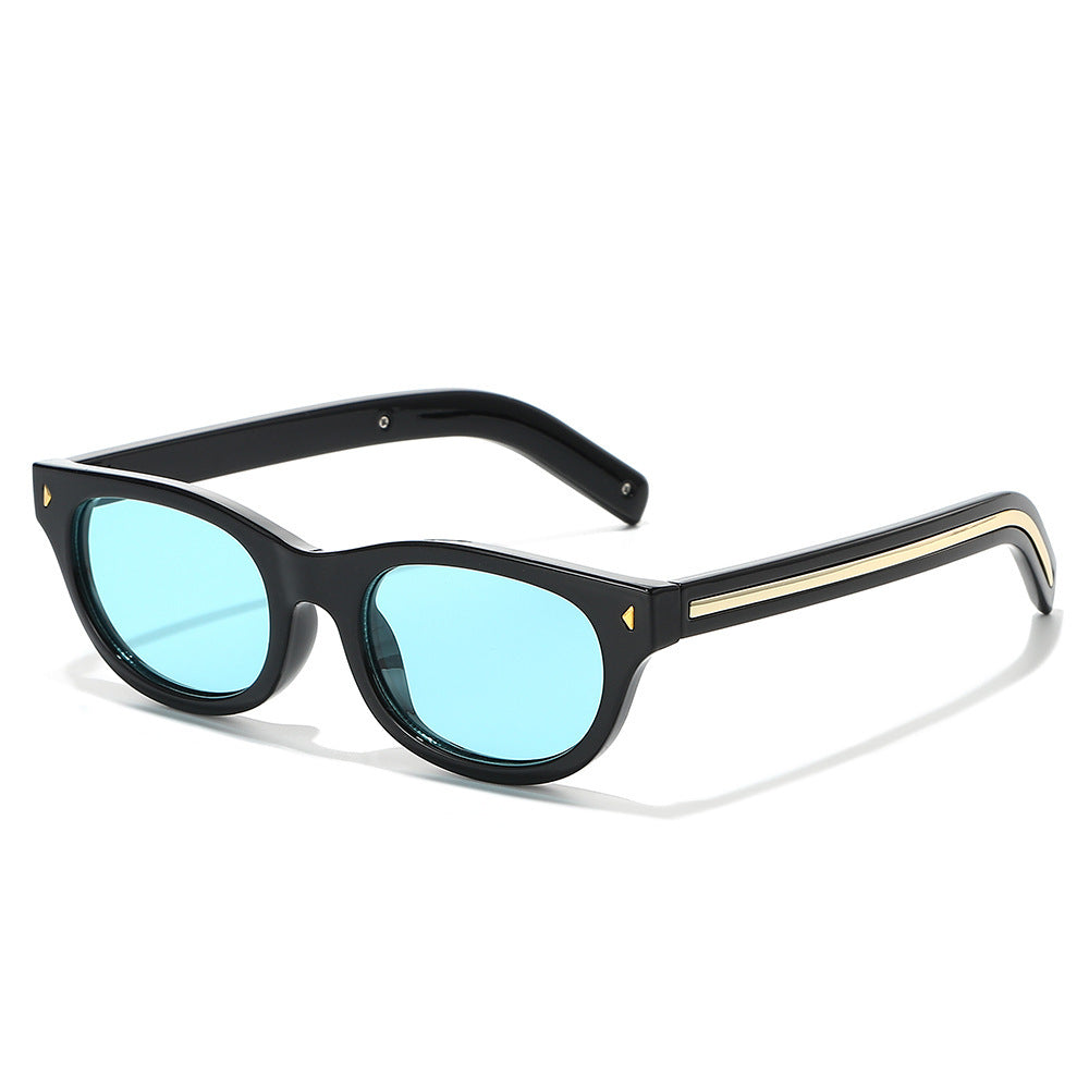 Retro-Inspired Tortoiseshell Cat-Eye Sunglasses Bowlift