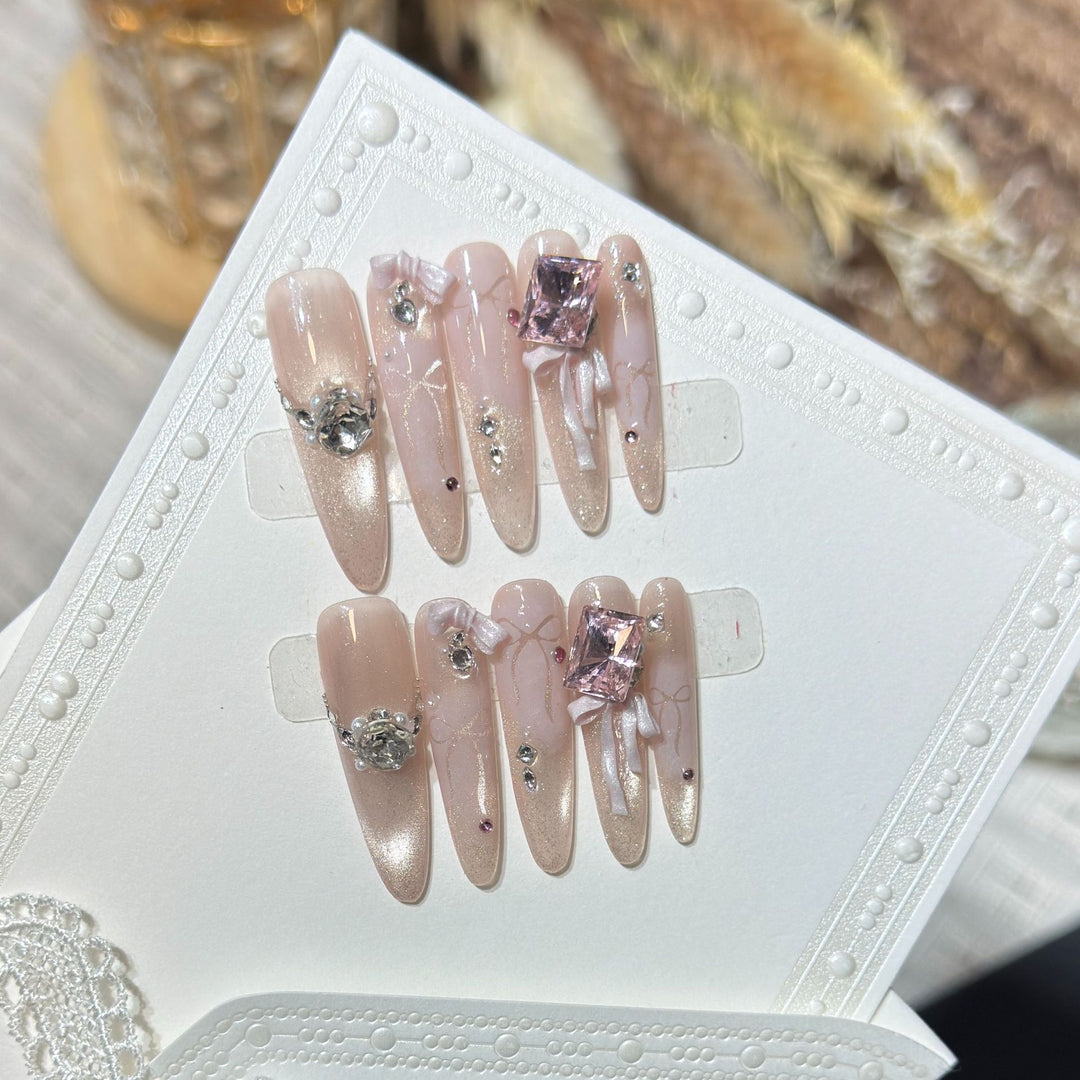 Ornate Rhinestone-Embellished Stiletto Press-On Nails Bowlift