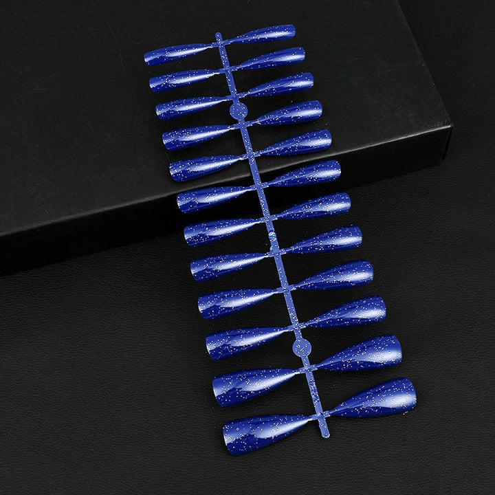 Glittering artificial nails in elegant design Bowlift