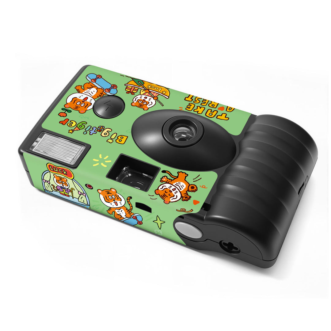 Cartoon-Themed Instant Film Camera Bowlift