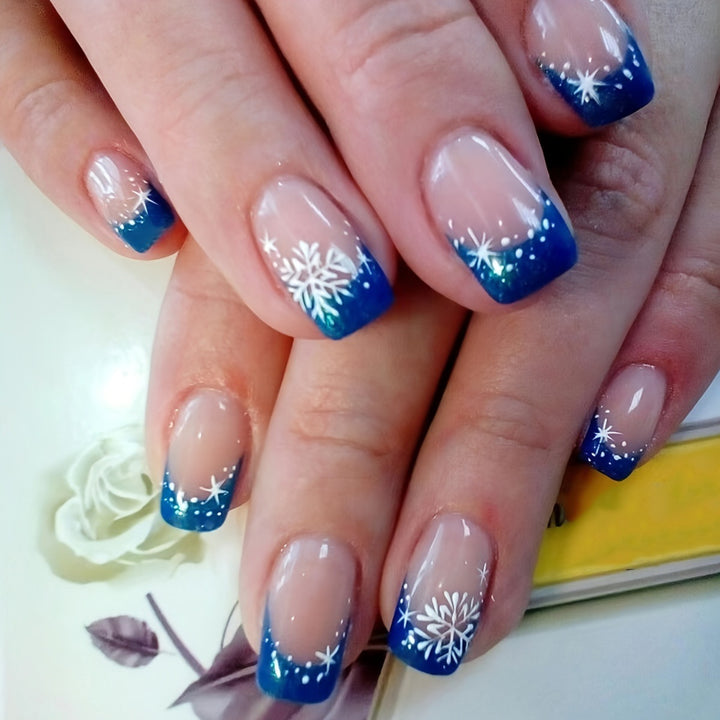 Glittering artificial nails in winter snowflake design Bowlift