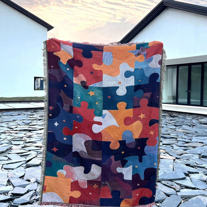Puzzle Patterned Woven Throw Blanket