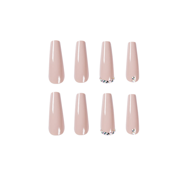 Elegant fake nails with glitter accents Bowlift