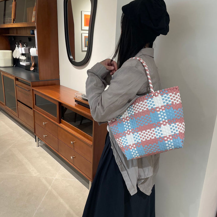 Handwoven shopping and beach bag Bowlift