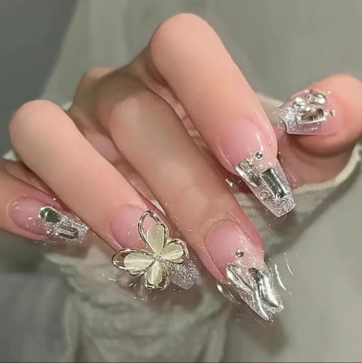 Decorative Press-On Nail Set with 3D Accents Bowlift