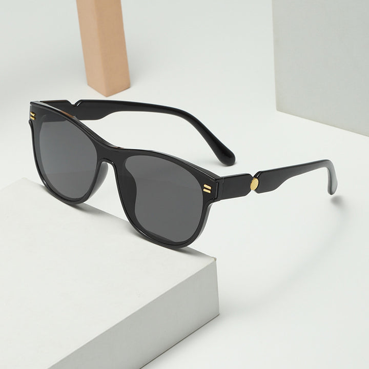 Women's fashionable sunglasses with unique frame Bowlift