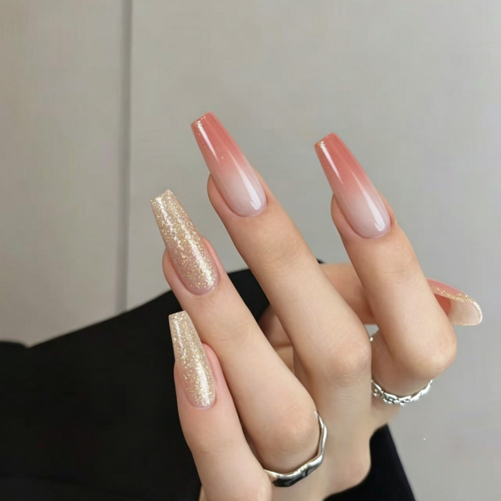 Artificial Nails in Elegant Ombre Design Bowlift