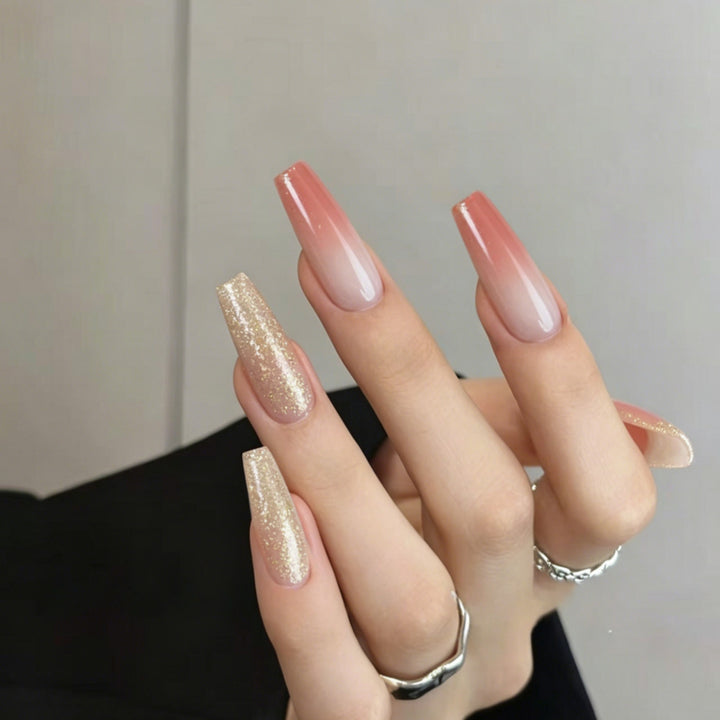 Artificial Nails in Elegant Ombre Design Bowlift