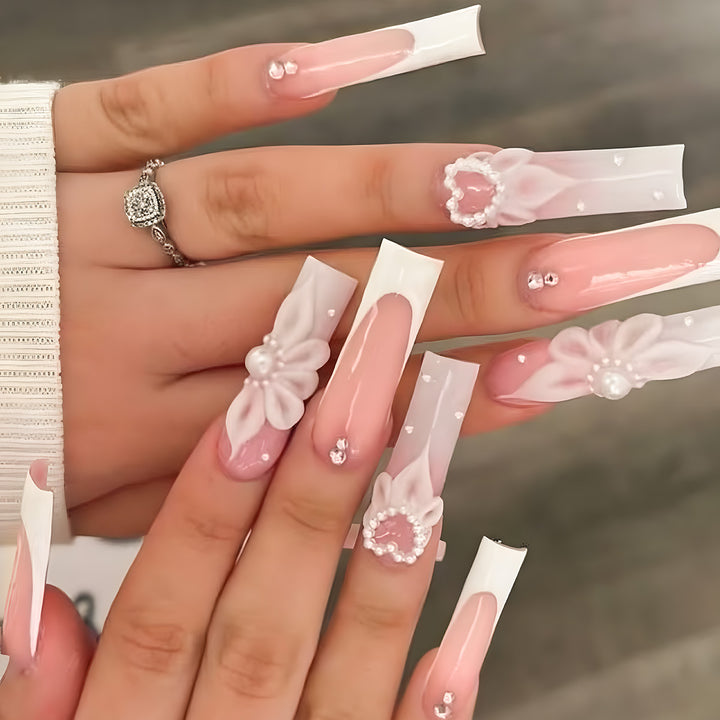 Decorative Nail Art Press-On Nails Bowlift