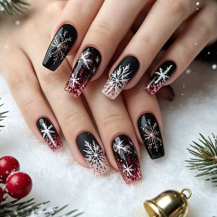 Winter-Themed Long-Lasting Nail Art Bowlift