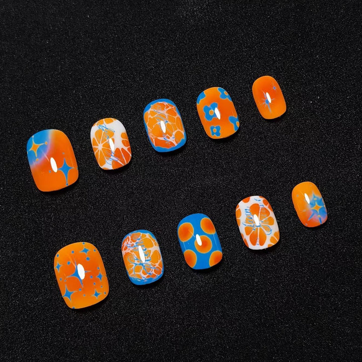 Artistic Cat-Themed Press-On Nail Art Set Bowlift