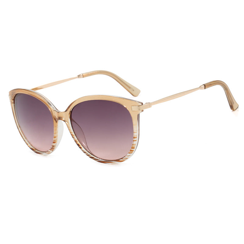 Women's sunglasses in trendy cat-eye design with lightweight frame and UV protection Bowlift